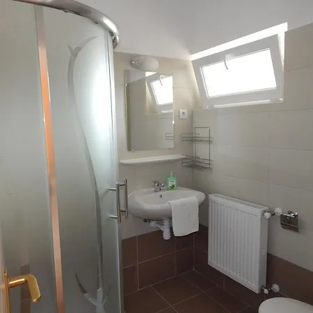 Gronay Apartmenthouse Apartment Erlau