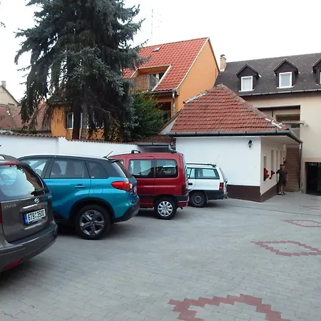 Apartment Gronay Apartmenthouse Erlau