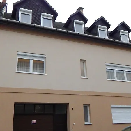Apartment Gronay Apartmenthouse Erlau