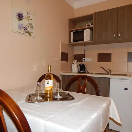 Gronay Apartmenthouse Erlau